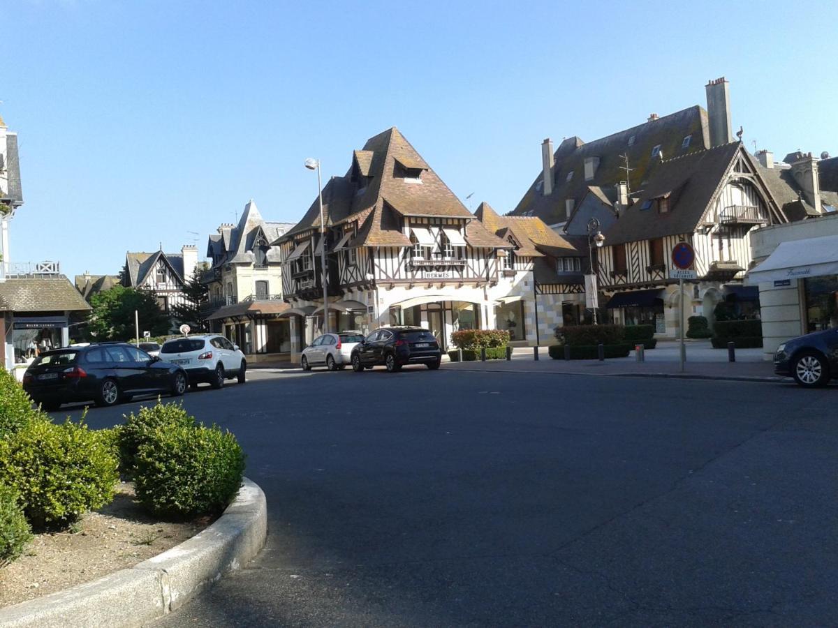 Cottage Duplex Villers Sur Mer 150 M De La Plage מראה חיצוני תמונה